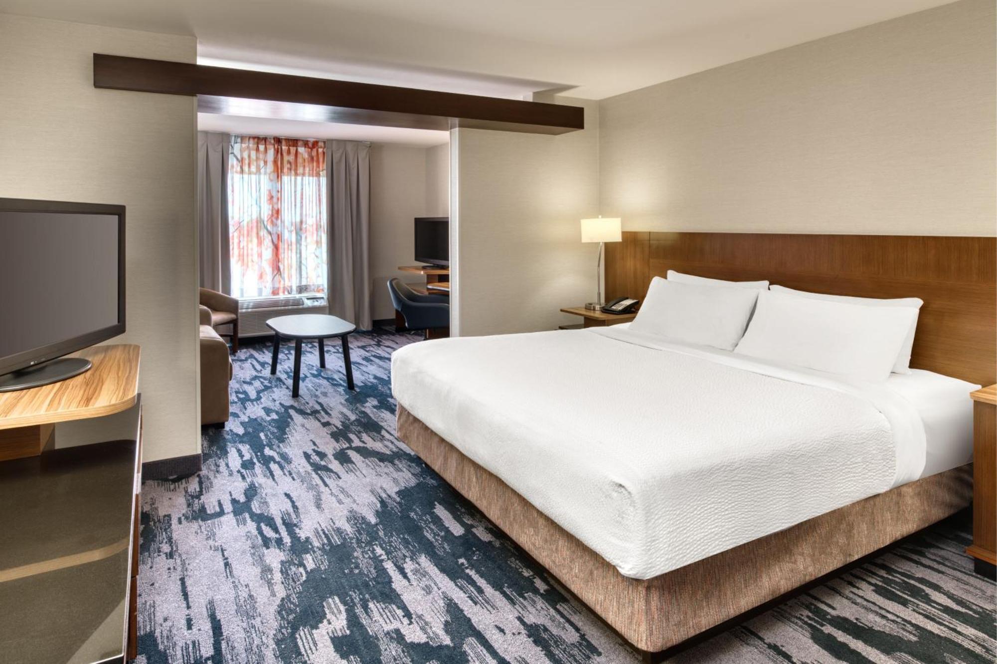 Fairfield Inn & Suites By Marriott Монктон Экстерьер фото