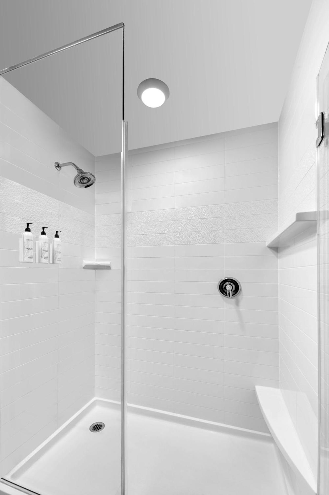 Fairfield Inn & Suites By Marriott Монктон Экстерьер фото